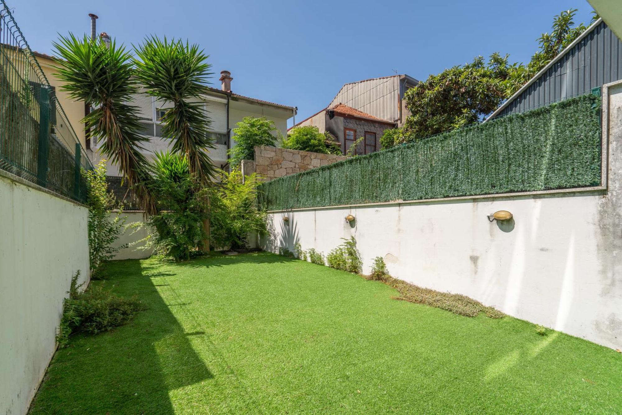 Host Wise - Bright Quiet Flats - Prime Location Oporto