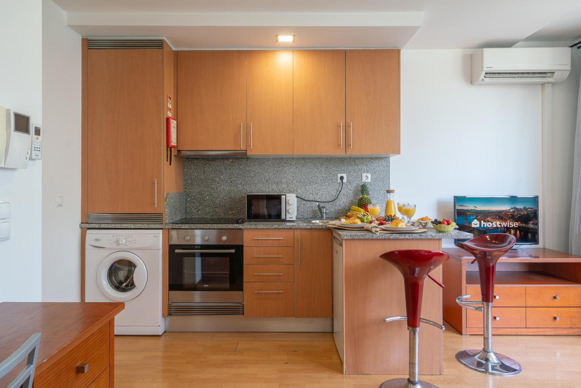 Host Wise - Bright Quiet Flats - Prime Location Oporto